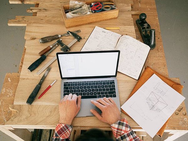 Construire une salle de réception : les normes à respecter